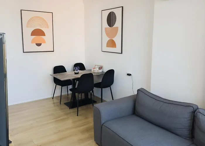 Golden Corner 3 - Sweet Escape Apartament *